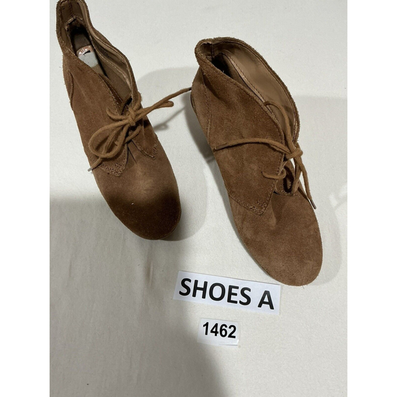 White Mountain Shoes - Womans White Mountain Icon Brown Suede 7m Laceup Wedge Shoe Bootie